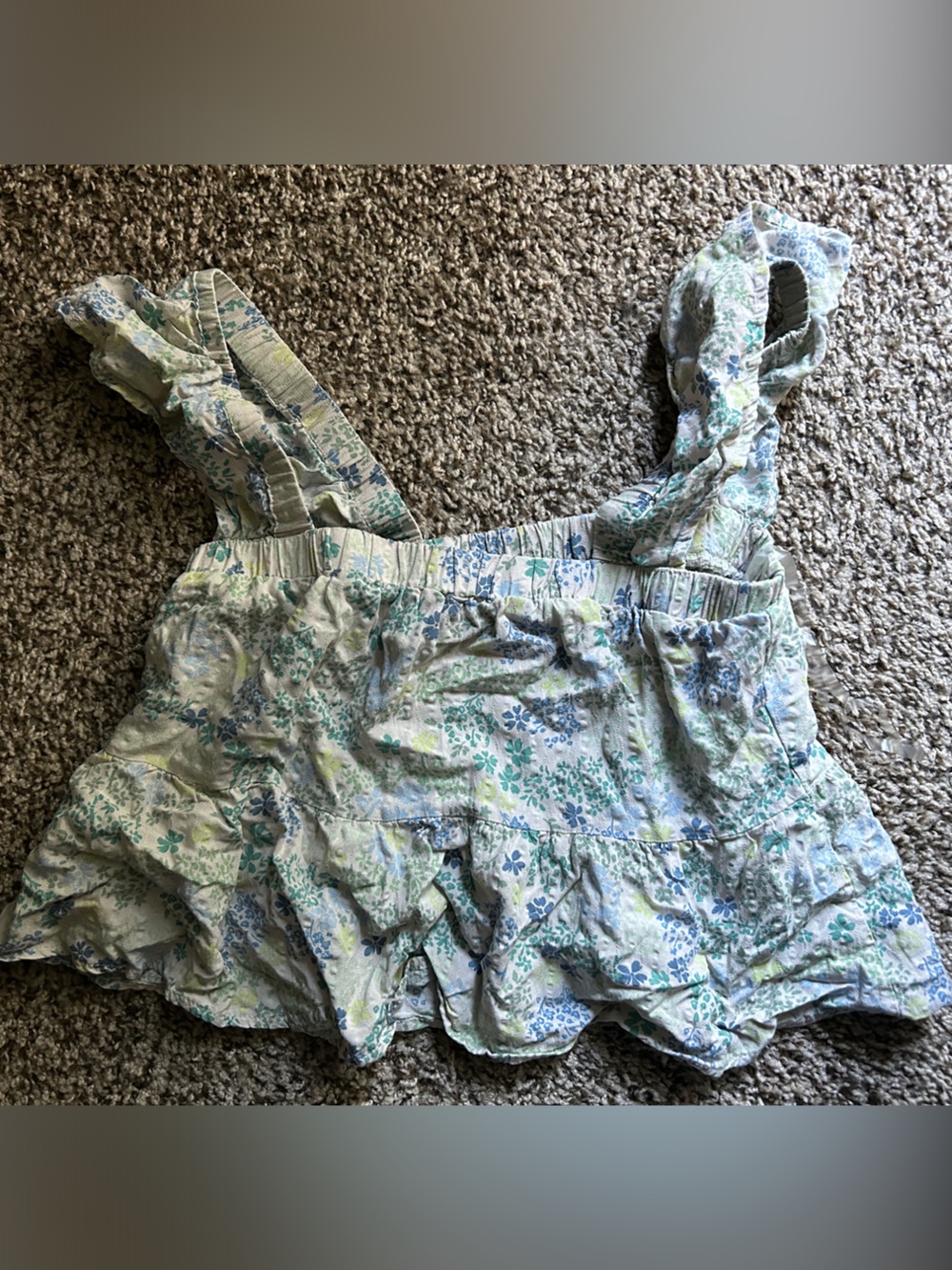 RSQ Pastel Floral Ruffled Crop Top in Light Green and Blue